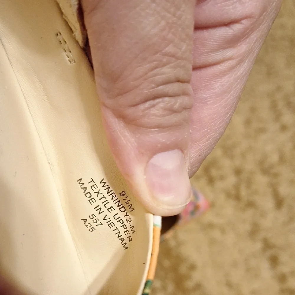 Nine West Multicolor Floral Slingback Kitten Heels - Picture 6 of 7